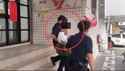 影/新北男持刀挾持妻小4人 反鎖屋內與警對峙