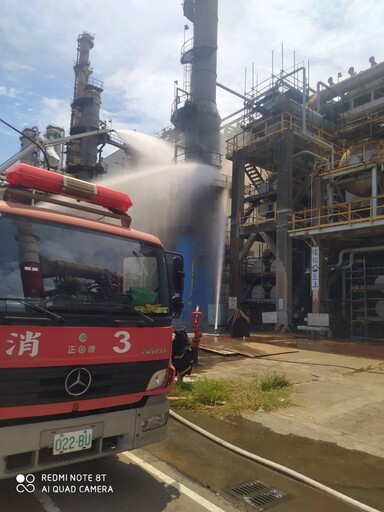 中油大林廠大火!包商「臉手重傷」送醫