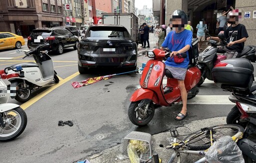 影/北市7旬翁開BMW 連撞16車 1路人受傷送醫