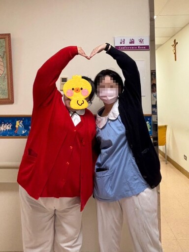 18歲女騎士慘遭吊車輾死! 母見遺物淚崩:她的肉卡進包包裡