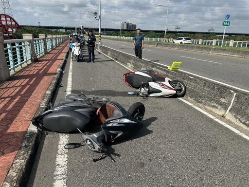 彰化大度橋機車自撞燈柱 無照騎士當場噴飛不治