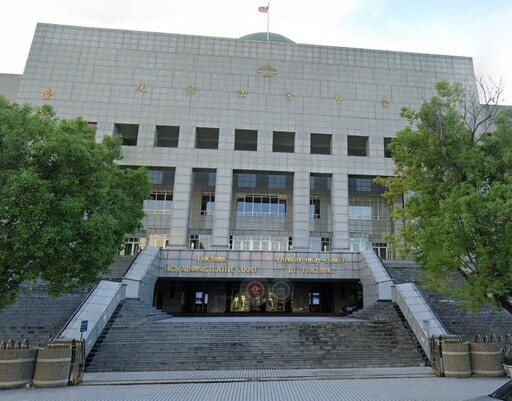 台中駕駛被控未禮讓行人挨罰6千! 法官認「視線被擋」免罰
