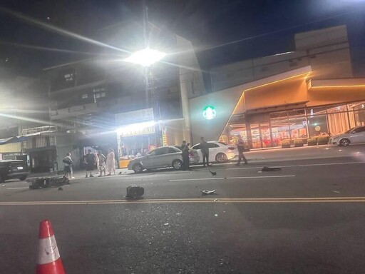 影/直擊!彰化外線左轉機車遭後方「高速撞擊」 男爆頭慘死