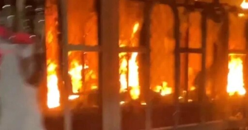 新北板橋「辦公室大火」!危急畫面直擊