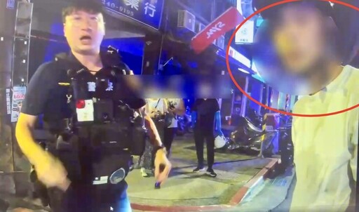影/新北追撞車禍肇事騎士答非所問 身上搜出喪屍菸彈