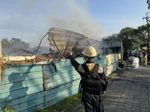 影/高雄岡山「回收場有毒大火」釀空污 將遭罰500萬