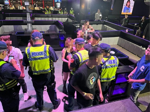 影/辣腿妹進夜店證件先過卡! 台中557警暑假加強臨檢