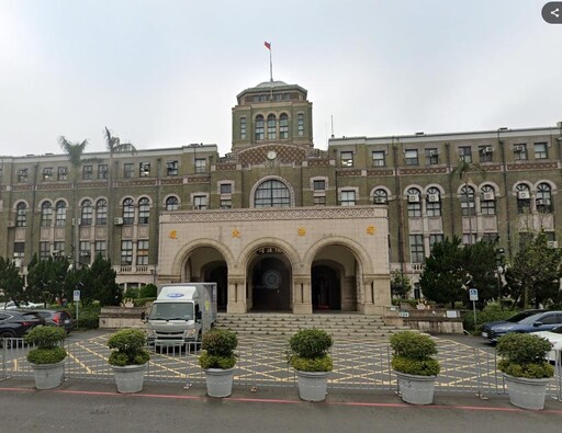 小車禍要女大生「肉償」!檢官忿遭拔官提再審被駁回