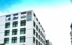 黎智英的《壹傳媒》驚傳被設局掏空1.05億！歹徒持「3張假本票」