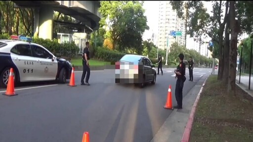 影/北市信義區轎車拒檢衝撞！47歲男遭轟2槍擦傷落網
