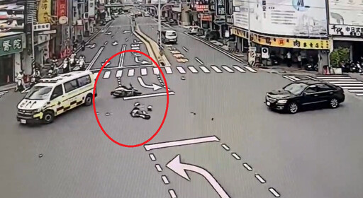 影/撞擊瞬間曝！台南機車撞救護車 19歲女騎士重傷