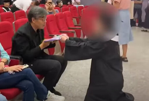 女畢業生下跪陳情遭師騷擾 高雄空大：處理程序無延宕