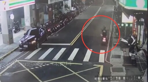 辣妹台主娃娃機店補貨包包被偷 警以車追人速逮竊嫌