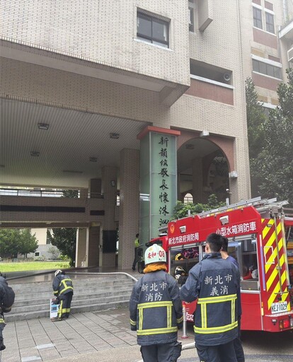 新店高中地下室機房起火! 校內竄濃煙幸暑假無人傷亡