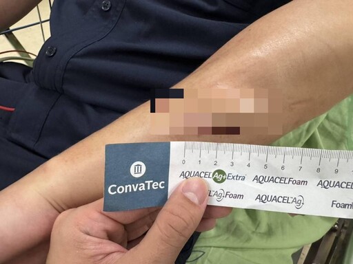 影/內湖驚見「全聯賣場內持刀狂徒刺傷員警」!驚悚直擊