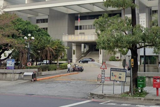 老員工堆高機牙叉上卸貨摔落慘死 雇主遭判刑
