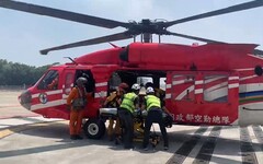 影/苗栗中雪山山難！山友骨折疑內出血 黑鷹馳援救出