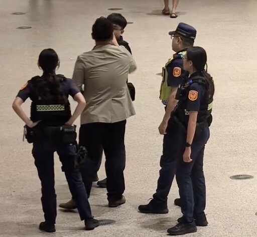 影/台中歌劇院爆激烈衝突!「黑道律師」咆哮狠嗆「要告死警察」