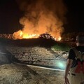 苗栗夜半「大規模火警」！垃圾場狂燃 恐怖焰海直擊