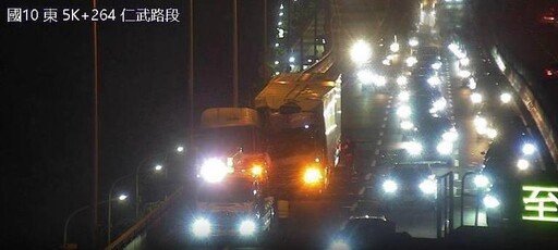 影/悚!高雄爆「人肉夾心餅」重大慘劇、遊覽車司機一度命危