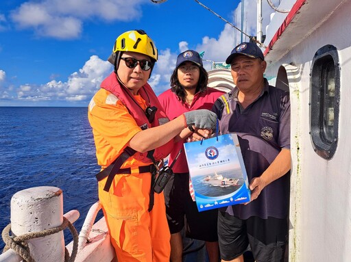 航行46天、繞地球近半圈!海巡署「巡護七號」查察6艘漁船