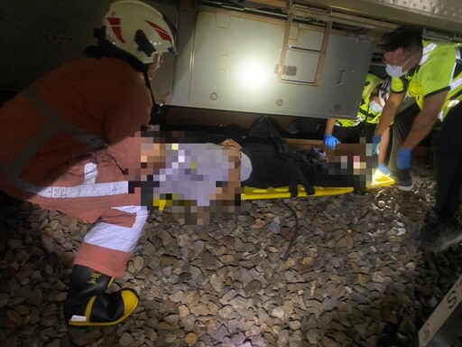 北新竹車站驚傳民眾遭火車撞擊!傷者嚴重骨折送醫
