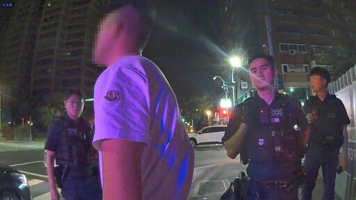 影/桃園街頭全武行！4男酒醉互看不爽爆衝突 警出動快打部隊