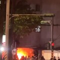 北市內湖2層樓木造民宅失火 消防到場瓦斯管線還在燒！