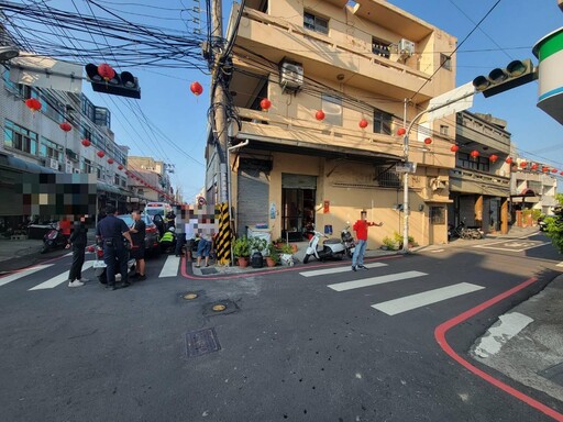 驚悚意外！台中9旬翁騎單車不明原因倒地 遭轎車輾卡車底不治