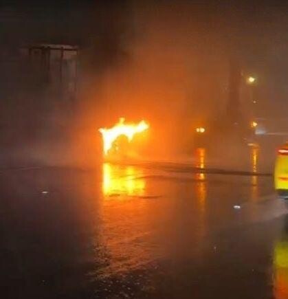 國3雨夜慘劇!滿載海產聯結車陷火海、傷亡曝