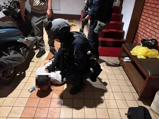 影/新莊汽車美容經營糾紛！男遭攔車射頸 警6小時逮3煞