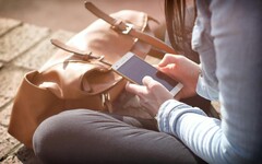 「普發1萬」詐騙新招！他誤信交出300萬元黃金：太可恨