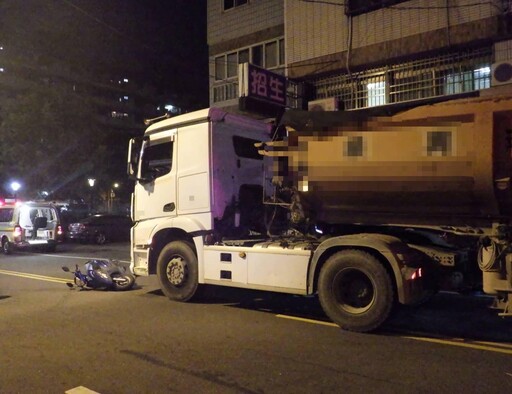 台中砂石車違規行駛禁行路段 視線死角擦撞機車、騎士不治