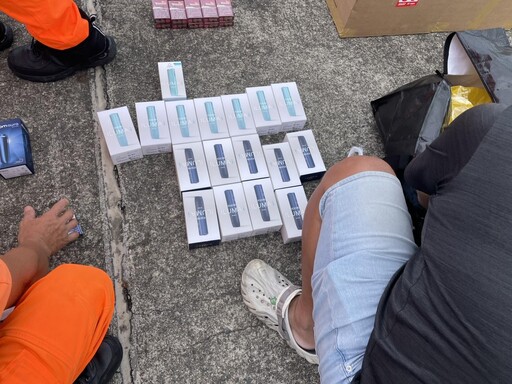 影/加熱菸合法後首宗走私案！烏石港遊艇偷運1.2萬包菸品