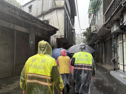 影/鳳凰颱風逼近!新北瑞芳現災情 區公所緊急撤離居民