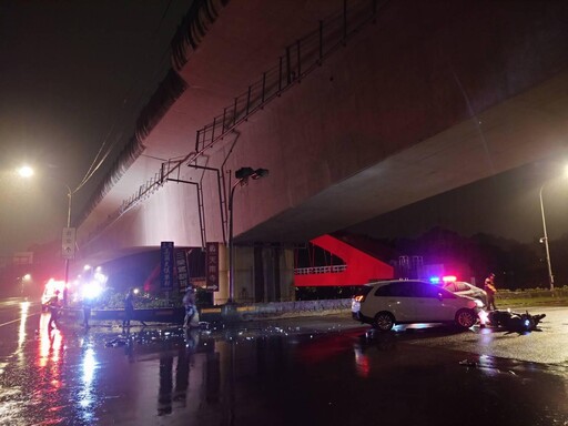 影/鳳凰襲台驚險一幕！三峽「男子噴飛墜橋」