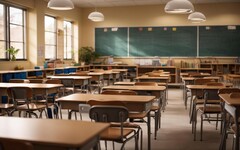 小六生持美工刀嗆女老師 踹桌喊：繳學費是來讓你罵的嗎