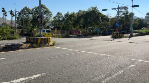 驚魂一刻！南投輪椅老人過馬路遭貨車撞飛 駕駛辯陽光太強