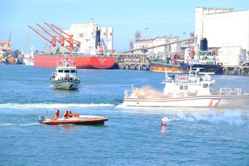 海巡中部分署「Team Taiwan」勇奪政府服務獎