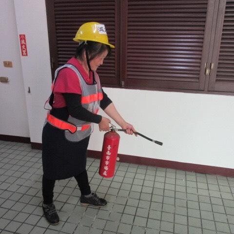 萬華市場大火敲警鐘! 台南聯合稽查傳統市場消防安全