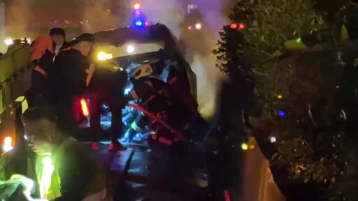 影/國1水上段半夜火球！騎車逆撞轎車 75歲翁慘死