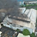 快訊／台南塑膠工廠驚傳火警！狂冒黑煙還傳「爆炸聲」目前持續殘火處理