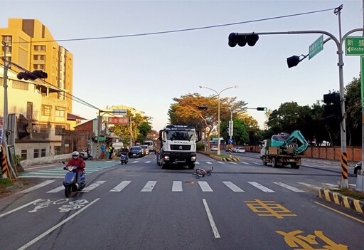 台中死亡車禍！8旬翁騎單車過馬路遭大貨車撞倒 搶救1hrs宣告不治