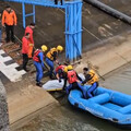 快訊／苗栗民德水庫驚見浮屍！男「面朝下」趴水面 警消急打撈上岸