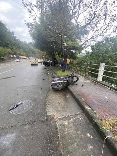 台中死亡車禍！19歲女騎車遭撞噴飛「跌落3樓高邊坡」 送醫搶救不治