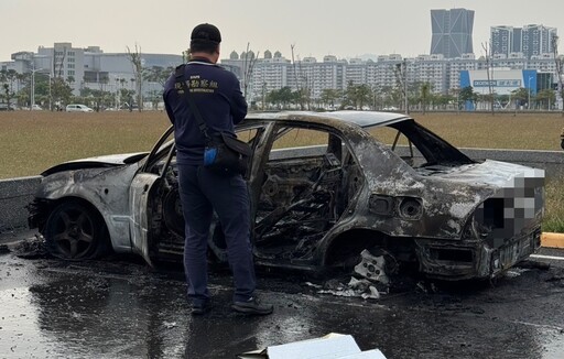 快訊／高雄停車場傳火燒車！受困女搶救後恢復意識 驚悚畫面曝