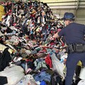 快訊／高雄嚴重意外！回收場「2樓高舊衣」倒塌 1女遭活埋送醫不治