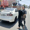 台南警圍捕詐團！開5槍「阻160萬元面交」逮捕6嫌 驚險破窗畫面曝