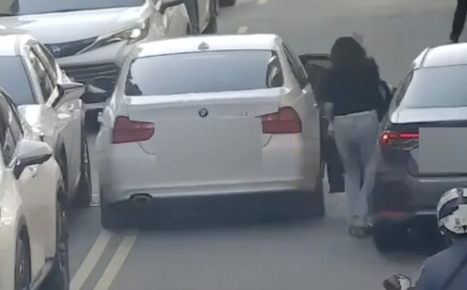 台中三寶對決！女違停紅線大開車門 酒駕男撞上肇逃