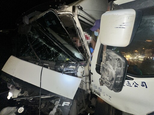 國1平鎮段死亡車禍！大貨車追撞事故 52歲駕駛送醫不治